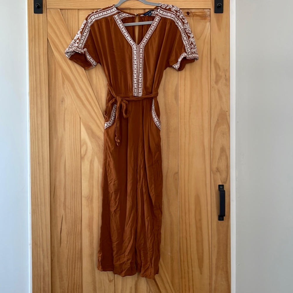 AE Jumpsuit w/ Pockets | Small | Burnt Orange w/ Embroidered details